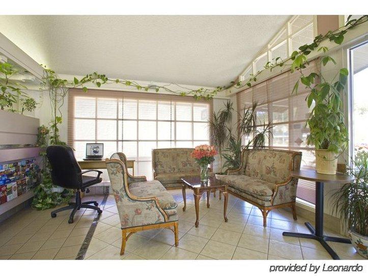 רוזבורג Americas Best Value Inn מראה פנימי תמונה